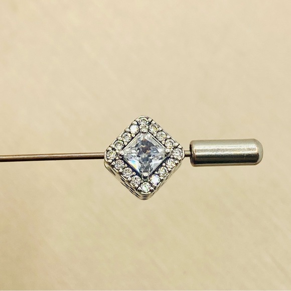 EUC Pandora 796206CZ Sterling Silver Geometric Radiance Charm w/ Clear Zirconia - Picture 3 of 8